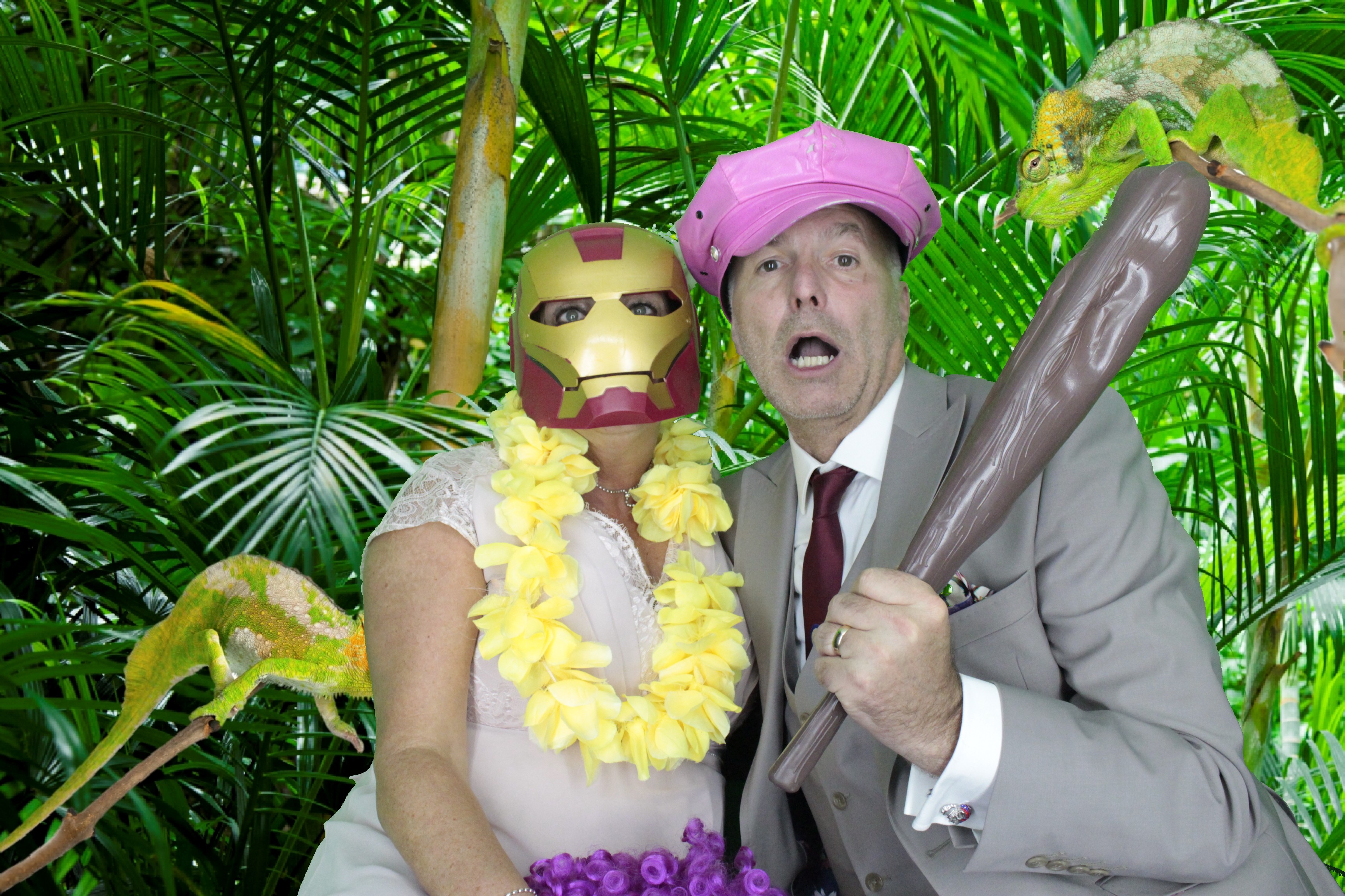 Mr & Mrs Hillier | View more photos from the event at gallery.myphotoboothexperience.co.uk/u/MyPhotoBoothExperienceLtd/Mr-Mrs-Hillier